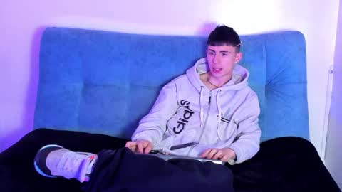 Stivarfox21 online show from 03-01-25, 03:43