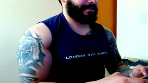 Snapshot of stiven253958 chatting on 06-14-26, 05:15 stiven253958 online show from 06-14-26, 05:15