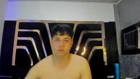 Snapshot of stiven_pooh chatting on 12-20-24, 11:26 Steven Pooh online show from 12-20-24, 11:26