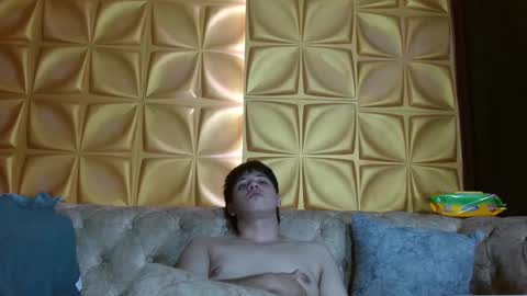 Snapshot of stiven_pooh chatting on 02-03-25, 11:36 Steven Pooh online show from 02-03-25, 11:36