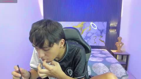 Stiwen online show from 03-23-26, 10:25