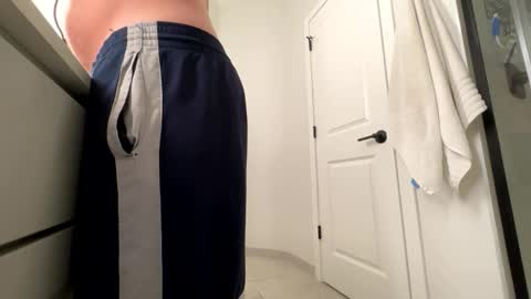 stlhotwifeguy online show from 03-08-26, 04:22