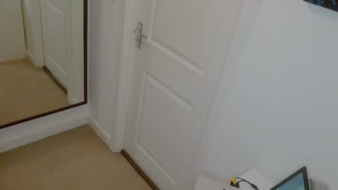 stockings_stockings online show from 06-07-26, 06:00