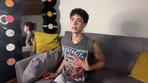 Snapshot of stolas_ying chatting on 02-17-26, 12:29 Stolas online show from 02-17-26, 12:29