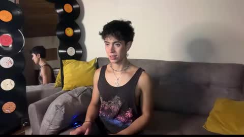 Snapshot of stolas_ying chatting on 02-18-26, 12:06 Stolas online show from 02-18-26, 12:06