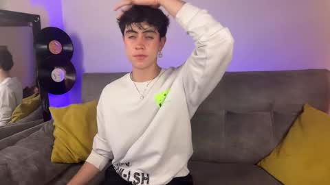 Snapshot of stolas_ying chatting on 03-02-26, 11:22 Stolas online show from 03-02-26, 11:22