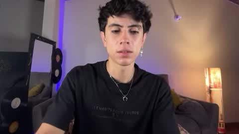 Snapshot of stolas_ying chatting on 03-12-26, 12:06 Stolas online show from 03-12-26, 12:06