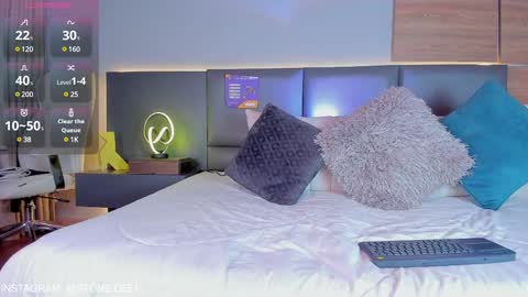 Stone Lee  online show from 01-12-25, 07:00