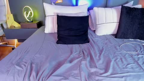 Stone Lee  online show from 01-27-25, 12:05