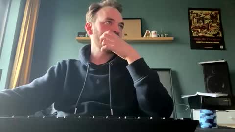 Snapshot of stonednboner chatting on 11-01-25, 03:36 Stonerboner online show from 11-01-25, 03:36