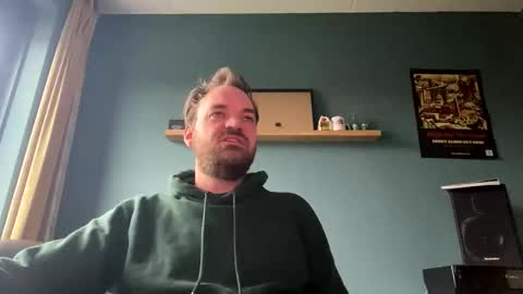 Snapshot of stonednboner chatting on 12-23-25, 10:35 Stonerboner online show from 12-23-25, 10:35