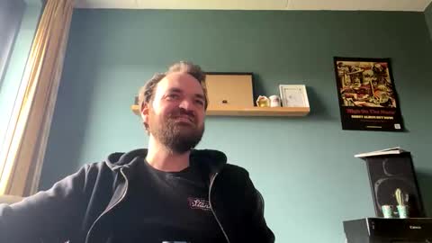 Snapshot of stonednboner chatting on 02-12-26, 12:11 Stonerboner online show from 02-12-26, 12:11