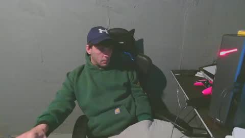 stonedpanda77 online show from 01-25-25, 05:40