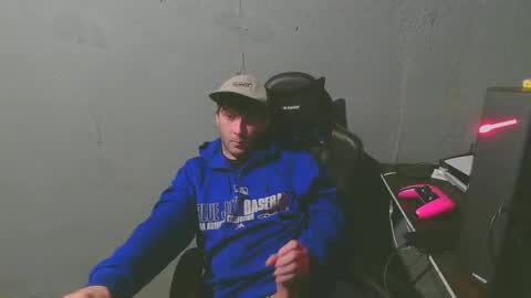 stonedpanda77 online show from 01-28-25, 05:00