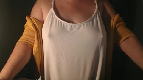 Snapshot of stonenipple chatting on 09-16-25, 02:40 stonenipple online show from 09-16-25, 02:40