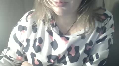 Snapshot of stonenipple chatting on 10-12-25, 12:48 stonenipple online show from 10-12-25, 12:48