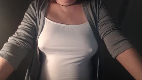 Snapshot of stonenipple chatting on 11-05-25, 12:05 stonenipple online show from 11-05-25, 12:05