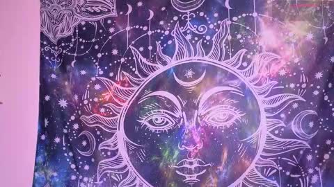 Snapshot of stonned_candy chatting on 01-09-26, 07:04 Liz online show from 01-09-26, 07:04