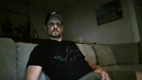 Snapshot of stook4 chatting on 09-23-25, 01:19 LifestyleMan313 online show from 09-23-25, 01:19