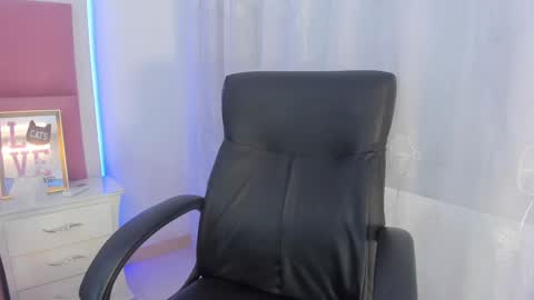 Sweety Stormi  online show from 12-13-24, 04:38