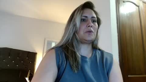 Snapshot of stormy_carter chatting on 10-20-25, 10:43 stormy carter online show from 10-20-25, 10:43