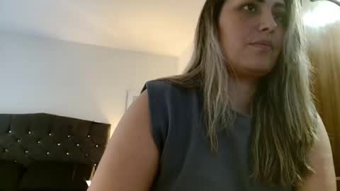 Snapshot of stormy_carter chatting on 10-28-25, 06:06 stormy carter online show from 10-28-25, 06:06