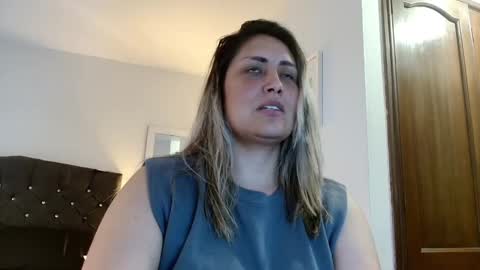 Snapshot of stormy_carter chatting on 11-06-25, 12:44 stormy carter online show from 11-06-25, 12:44