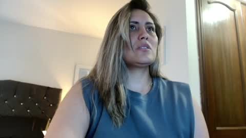 Snapshot of stormy_carter chatting on 11-08-25, 01:22 stormy carter online show from 11-08-25, 01:22