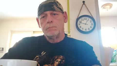 stormynorm14 online show from 12-25-24, 05:47