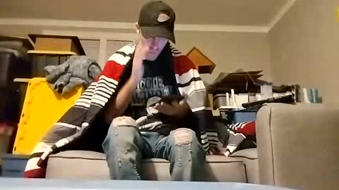 Snapshot of str33twyz3 chatting on 10-21-25, 08:59 Streetwyze online show from 10-21-25, 08:59