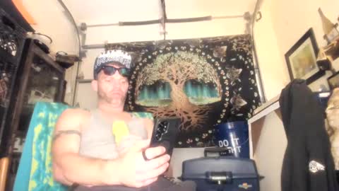 Str8 online show from 12-18-24, 07:41