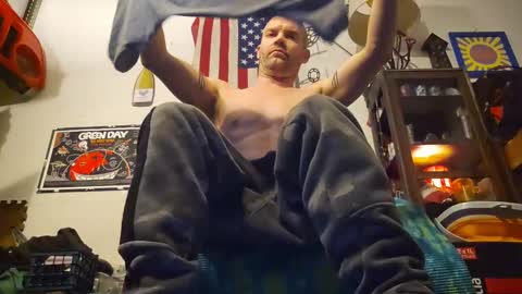 Str8 online show from 02-25-25, 05:52