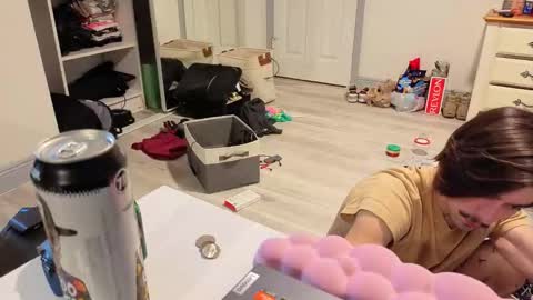 str8whiteboy21 online show from 10-29-25, 05:31