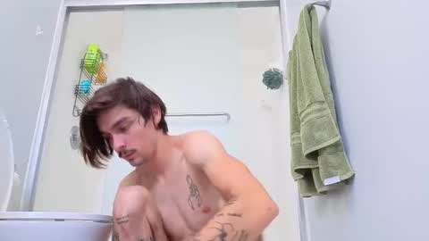 str8whiteboy21 online show from 10-29-25, 05:47