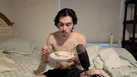 str8whiteboy21 online show from 04-06-26, 12:17