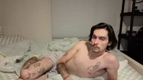 Snapshot of str8whiteboy21 chatting on 04-07-26, 06:58 str8whiteboy21 online show from 04-07-26, 06:58