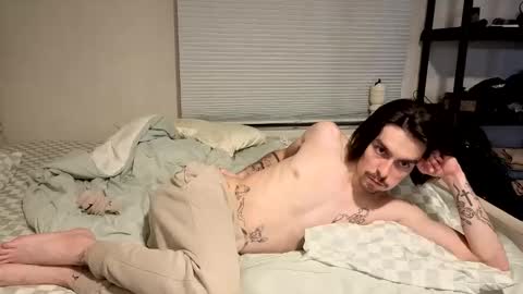 Snapshot of str8whiteboy21 chatting on 04-09-26, 05:18 str8whiteboy21 online show from 04-09-26, 05:18