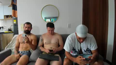 straight__friends online show from 05-11-26, 04:04