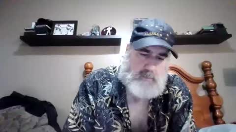 Straightbear4you online show from 09-10-25, 11:38