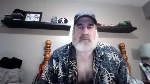 Straightbear4you online show from 09-27-25, 03:22