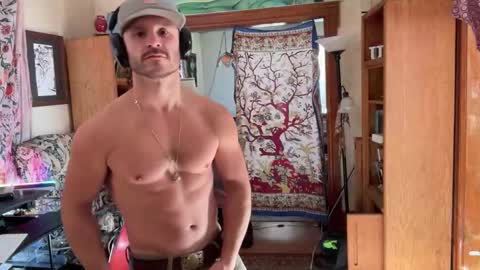 Cowboy Zuhly online show from 12-14-25, 05:29