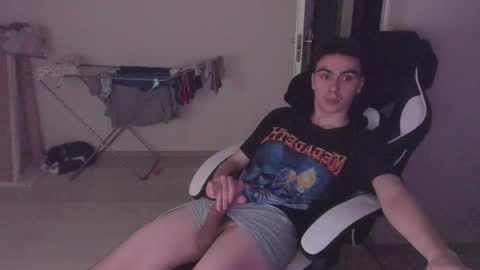 Ray online show from 10-12-25, 05:23