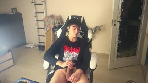 Ray online show from 12-02-25, 12:54