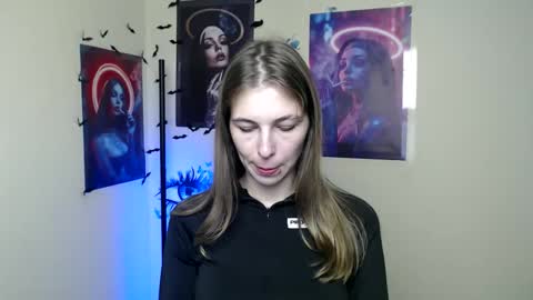 Amalia online show from 10-08-25, 06:11