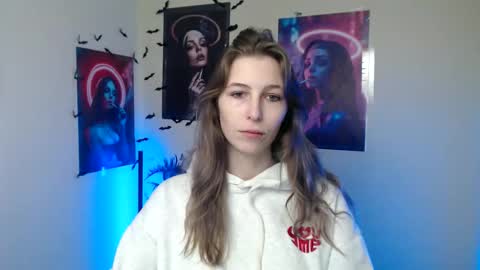 Amalia online show from 11-12-25, 01:22