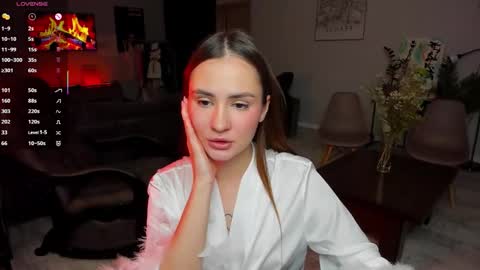 Laura online show from 11-07-25, 07:14