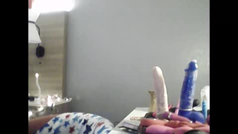 Strawberry212 online show from 01-11-26, 01:05