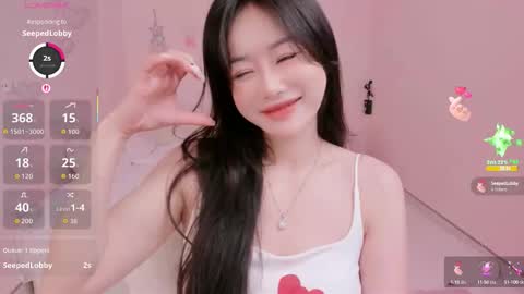 strawberry_loveee online show from 09-23-25, 04:48