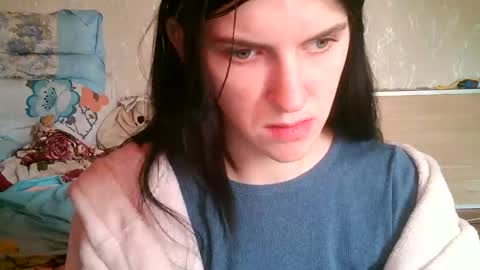 Strawberry Storm online show from 04-23-26, 12:51