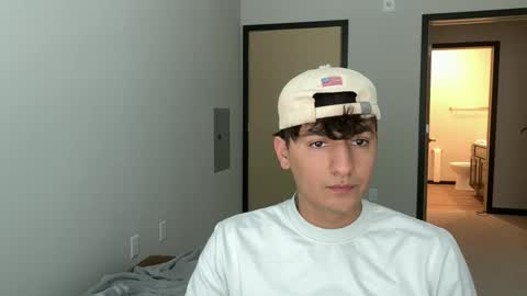 sexmenyoutnng online show from 10-02-25, 06:37